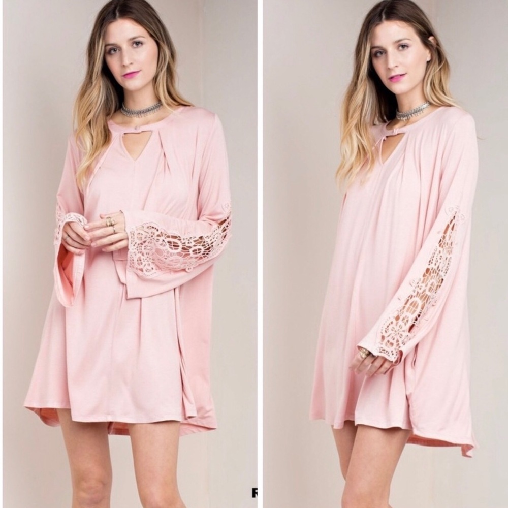 💗NEW LOW PRICE!  PINK DRESS WITH CROCHET DETAIL💗